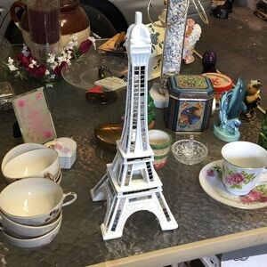 White and Gold Eiffel Tower Figurine